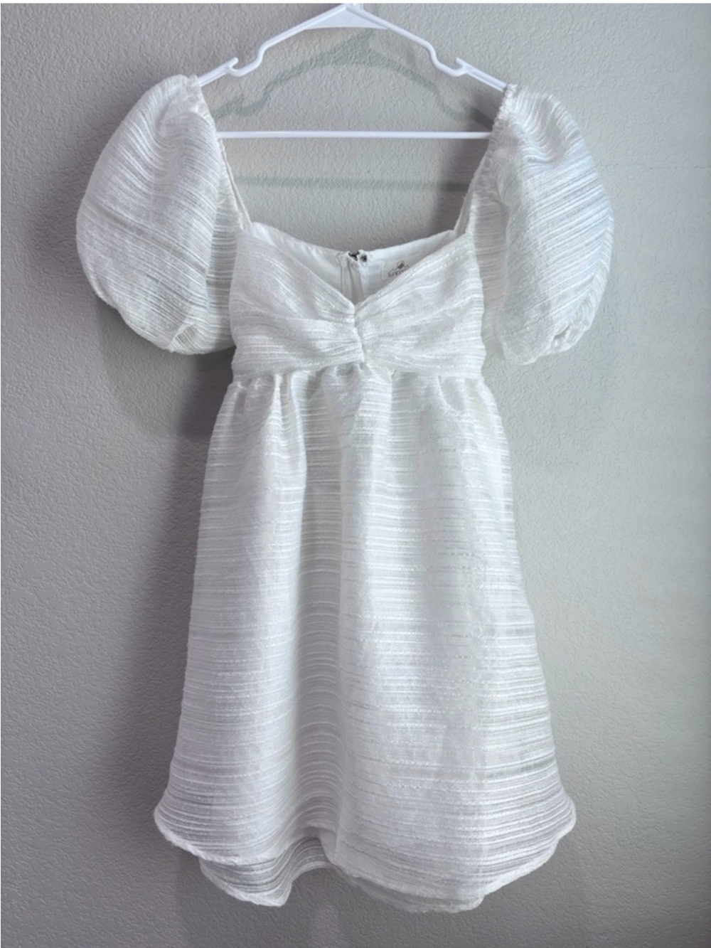 Sunland 17 Julia White Puff Sleeve Mini Dress Open Back Bow Women’s Size Small